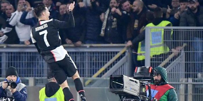  拉齐奥争议红牌引发赛后主帅激烈抗议  